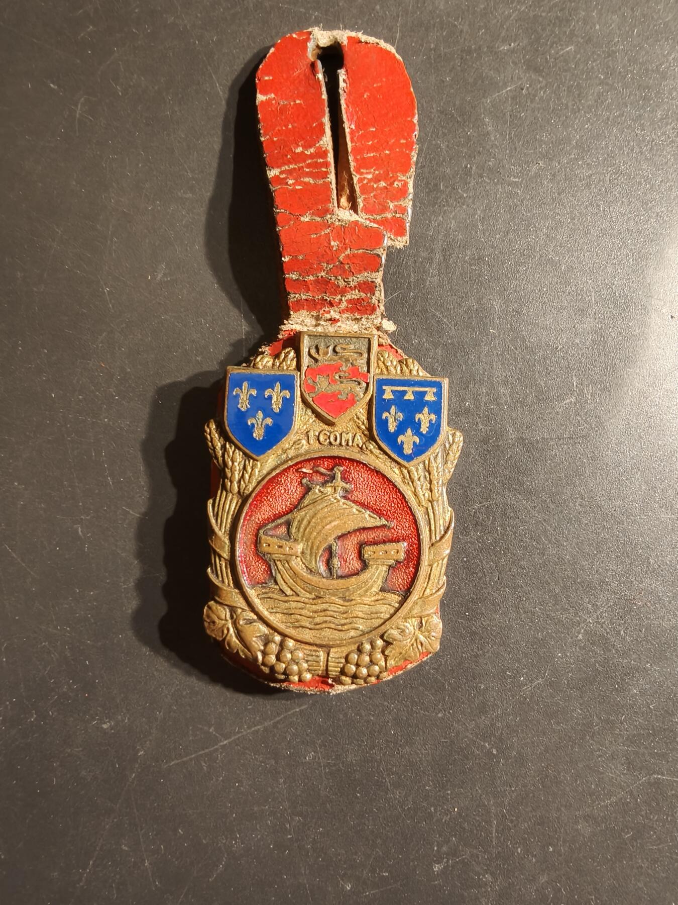 老王徽章第163期 13-15日三场连拍 16日统一发货  13、14日结束后可寄存