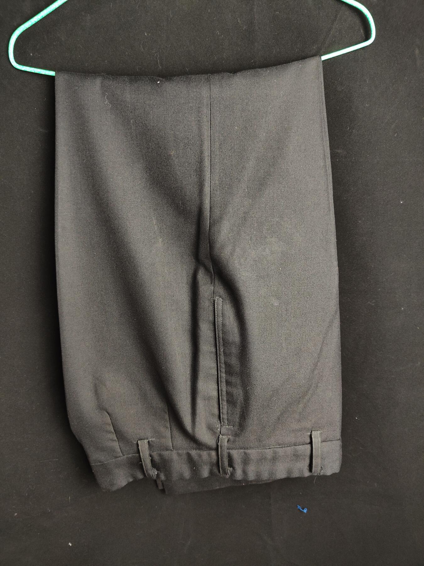 0元起拍勋章 第310期 咸鱼国勋章拍卖专场 11月16日（周日）下午6：00开始 民国早期海军将官 早期刺绣嘉禾 原主第14任漢陽軍艦艦長 錢純志少將 胸围104 肩宽50 衣长78 袖长60腰围80 裤长103