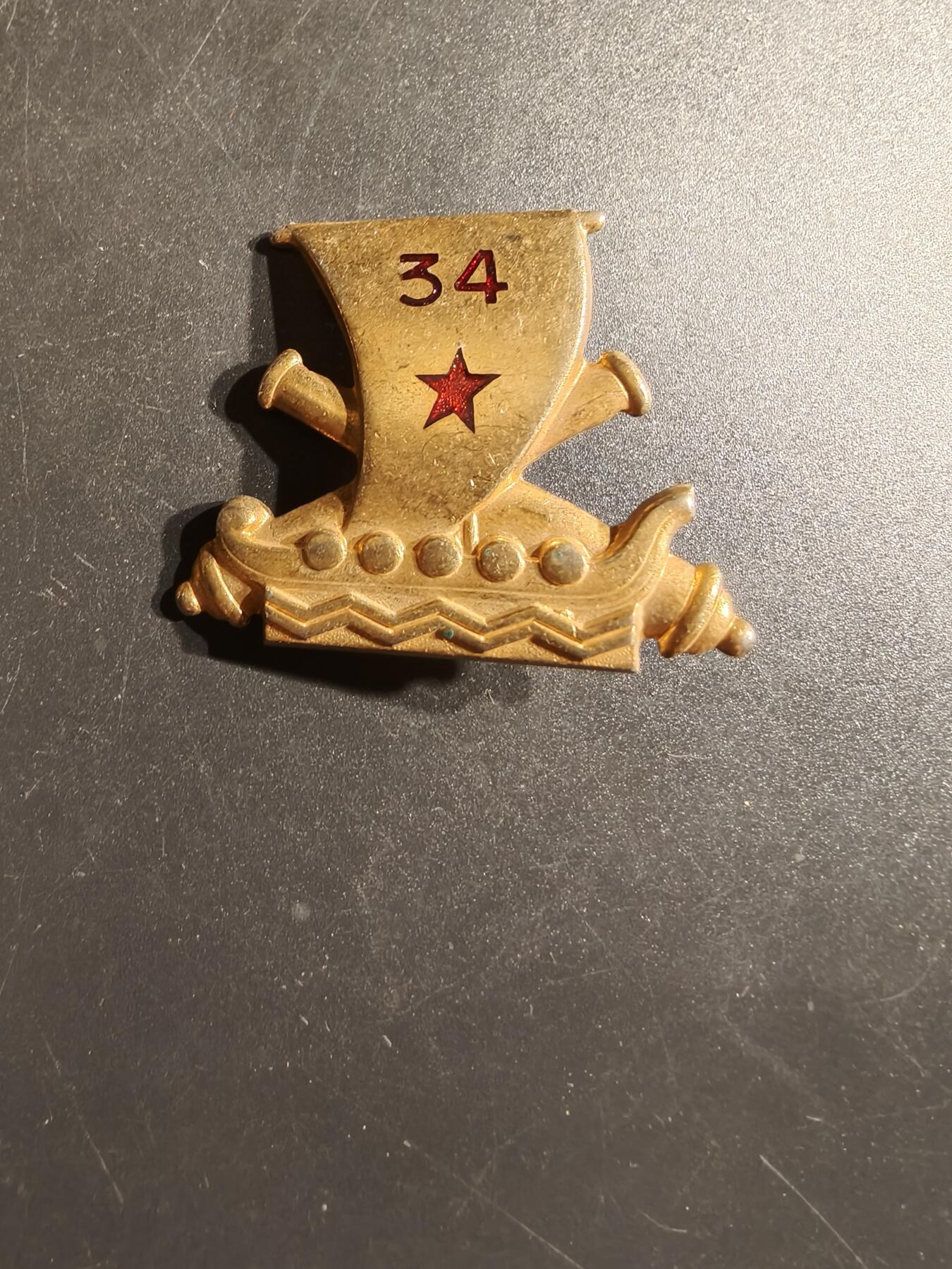 老王徽章第163期 13-15日三场连拍 16日统一发货  13、14日结束后可寄存