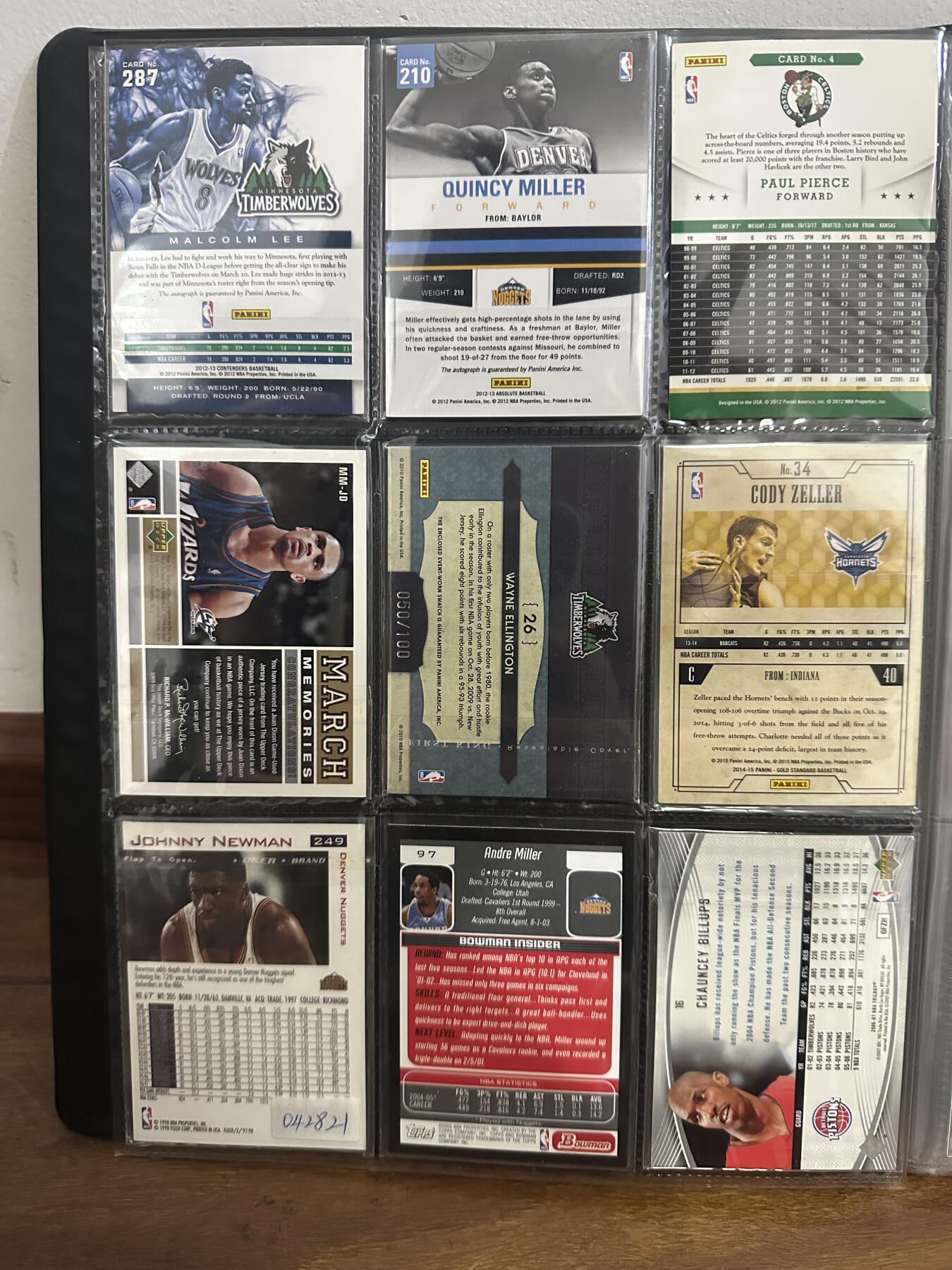 球星卡有好多张限编卡卡册一起出