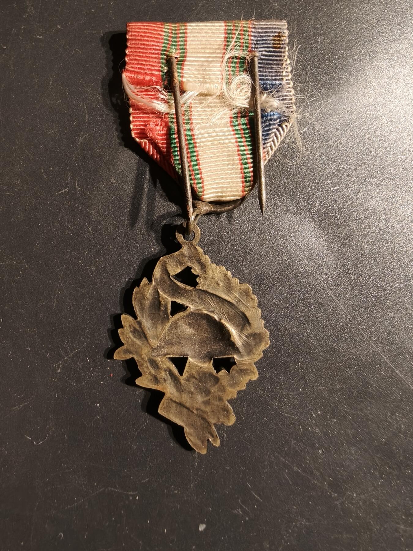 老王徽章第163期 13-15日三场连拍 16日统一发货  13、14日结束后可寄存