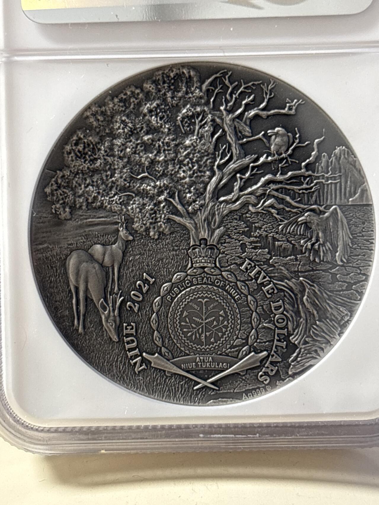 第181期拍卖 纽埃2021年天使与魔鬼系列路西法2盎司纪念银币NGC-MS70原盒证书，999银，发行500枚