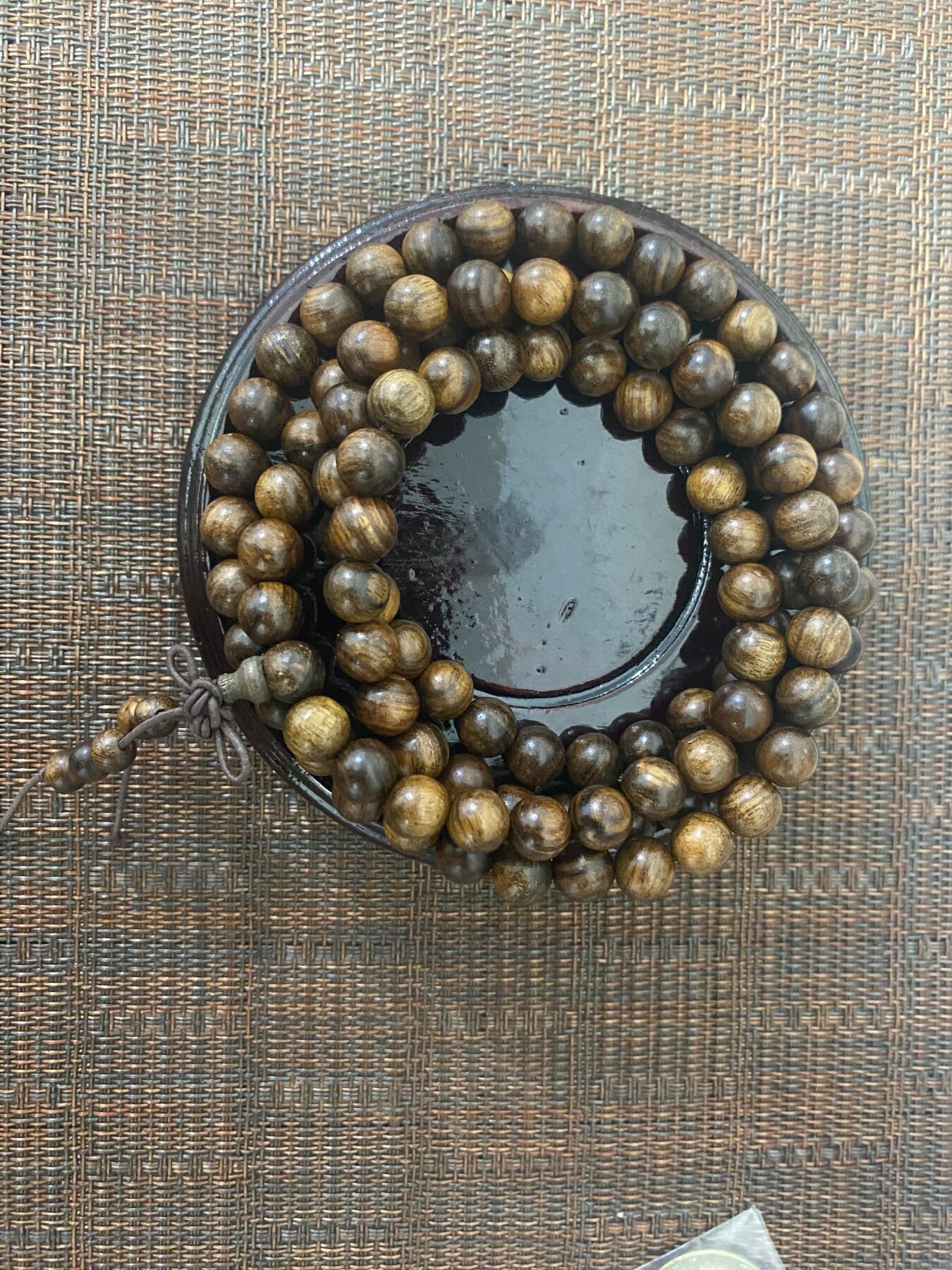 江南站杂项场 檀木珠串