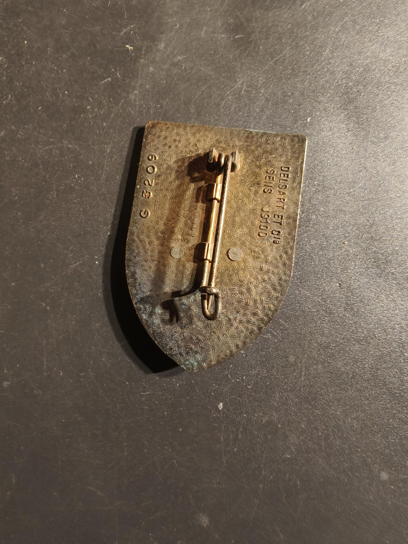 老王徽章第163期 13-15日三场连拍 16日统一发货  13、14日结束后可寄存 法国陆军第23步兵师证章 