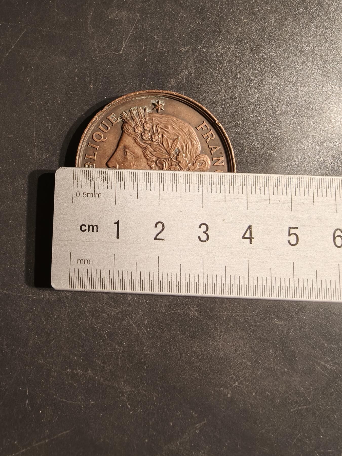 老王徽章第163期 13-15日三场连拍 16日统一发货  13、14日结束后可寄存