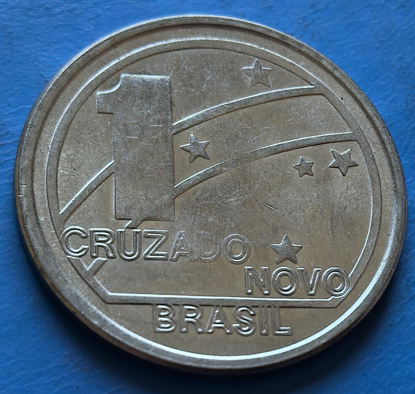 外国优质老铜币银币，周六九点倒数截拍，满百包邮，可寄存半年，喜欢朋友微信扫描二维码可直接参拍