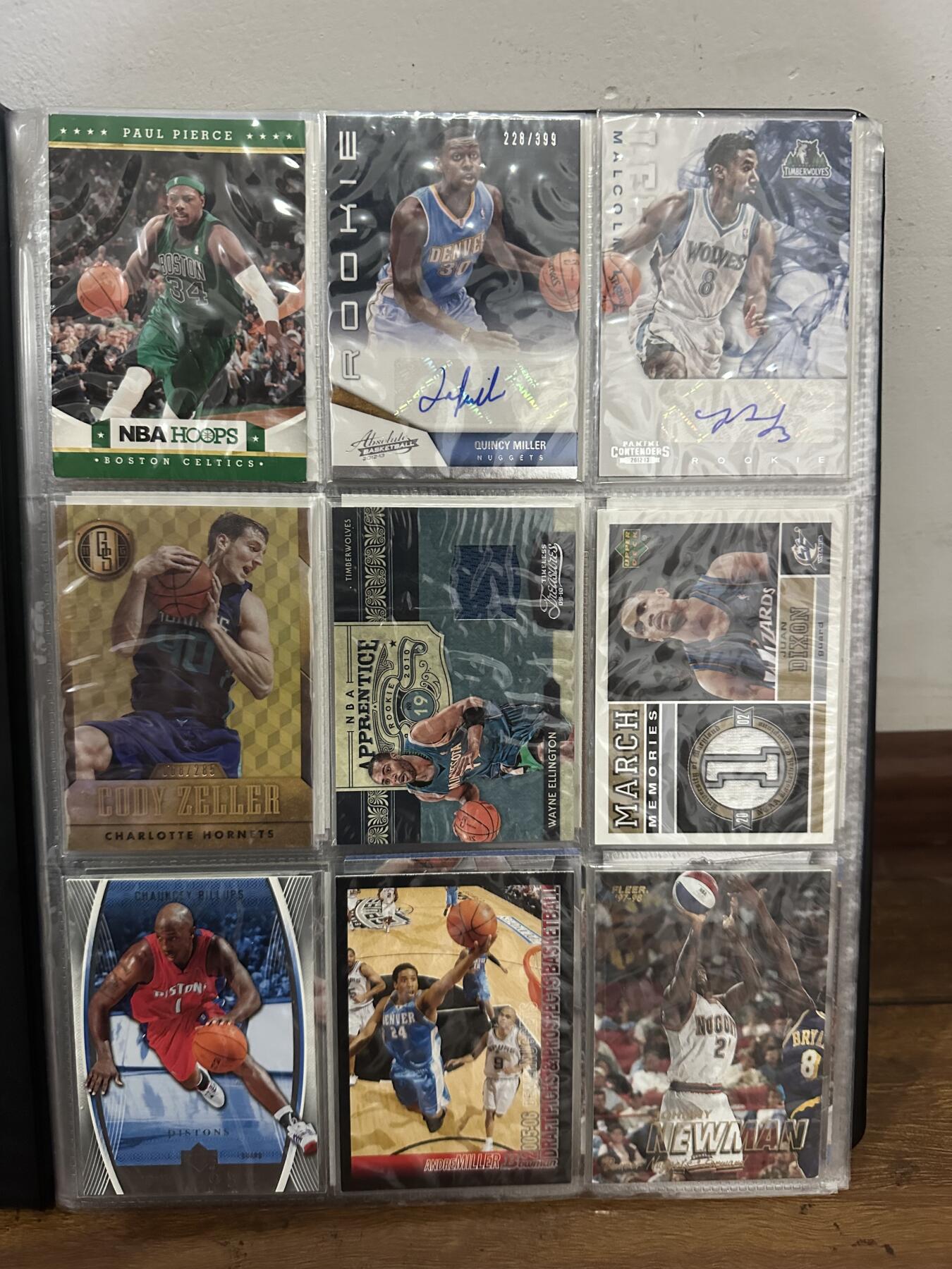 球星卡有好多张限编卡卡册一起出