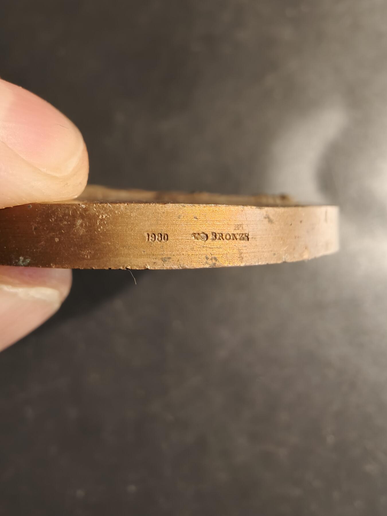 老王徽章第163期 13-15日三场连拍 16日统一发货  13、14日结束后可寄存