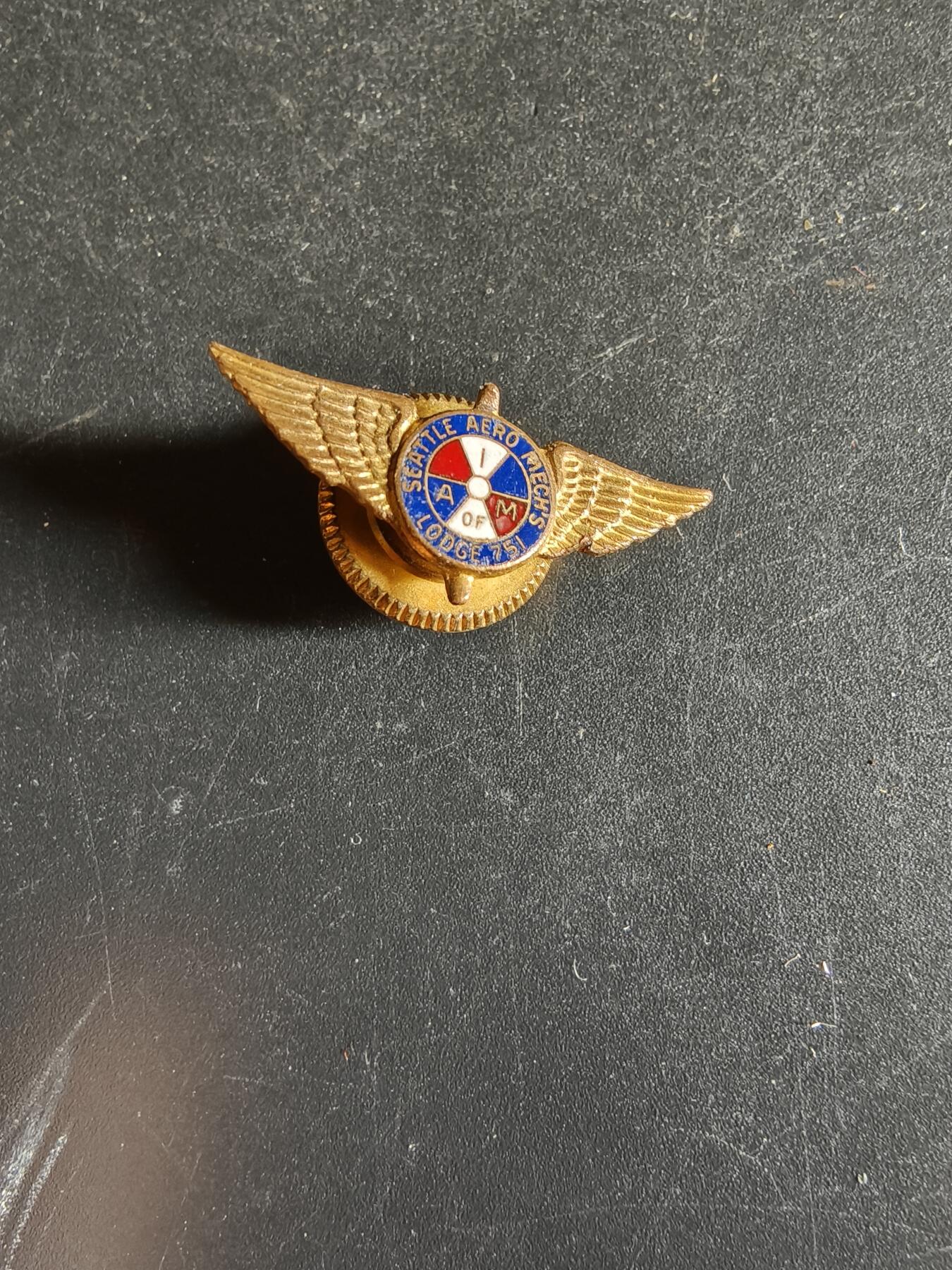 老王徽章第163期 13-15日三场连拍 16日统一发货  13、14日结束后可寄存