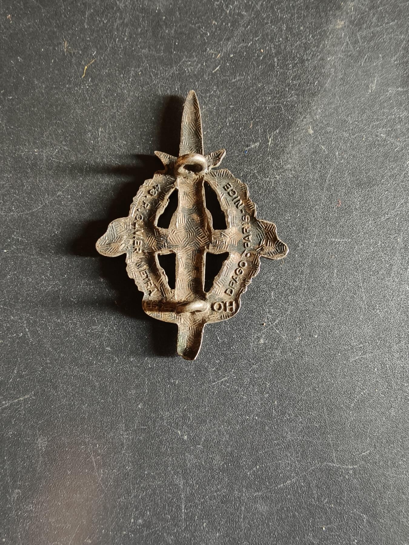 老王徽章第163期 13-15日三场连拍 16日统一发货  13、14日结束后可寄存