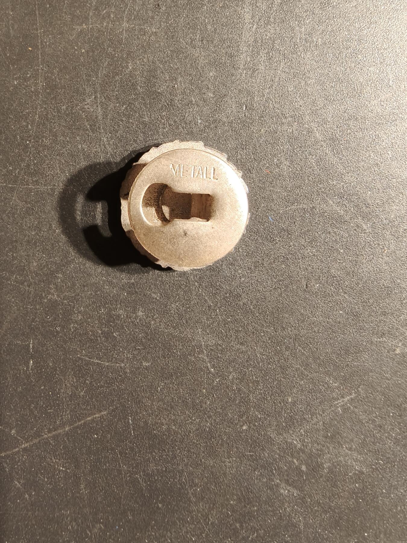 老王徽章第163期 13-15日三场连拍 16日统一发货  13、14日结束后可寄存