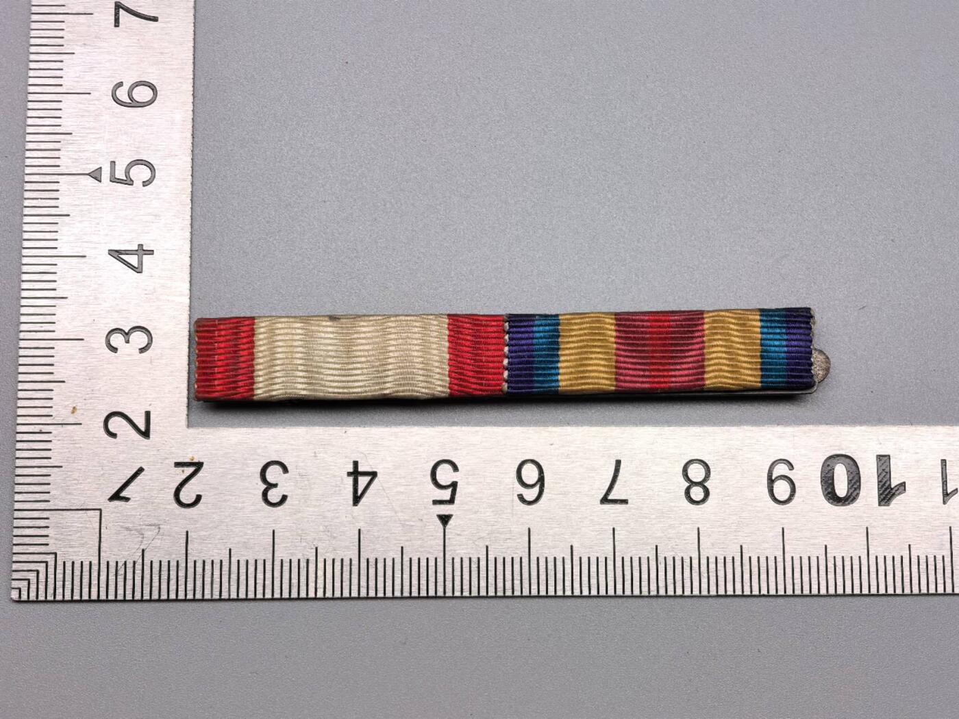 小驴勋章奖章收藏11月15日周六晚五点拍卖（珍爱和平，收藏战争，铭记历史，勿忘国耻，忠党爱国。有偿代拍，送拍规则在简介最后，参拍须阅读规则后再参拍，关系到运费包装发货时效真假辨别等关键信息，拍卖时不再发原图，看大图店主微信码在拍卖店铺介绍里） 二连略