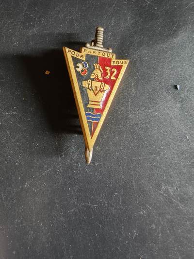 老王徽章第163期 13-15日三场连拍 16日统一发货  13、14日结束后可寄存 -  法国第32工兵团证章