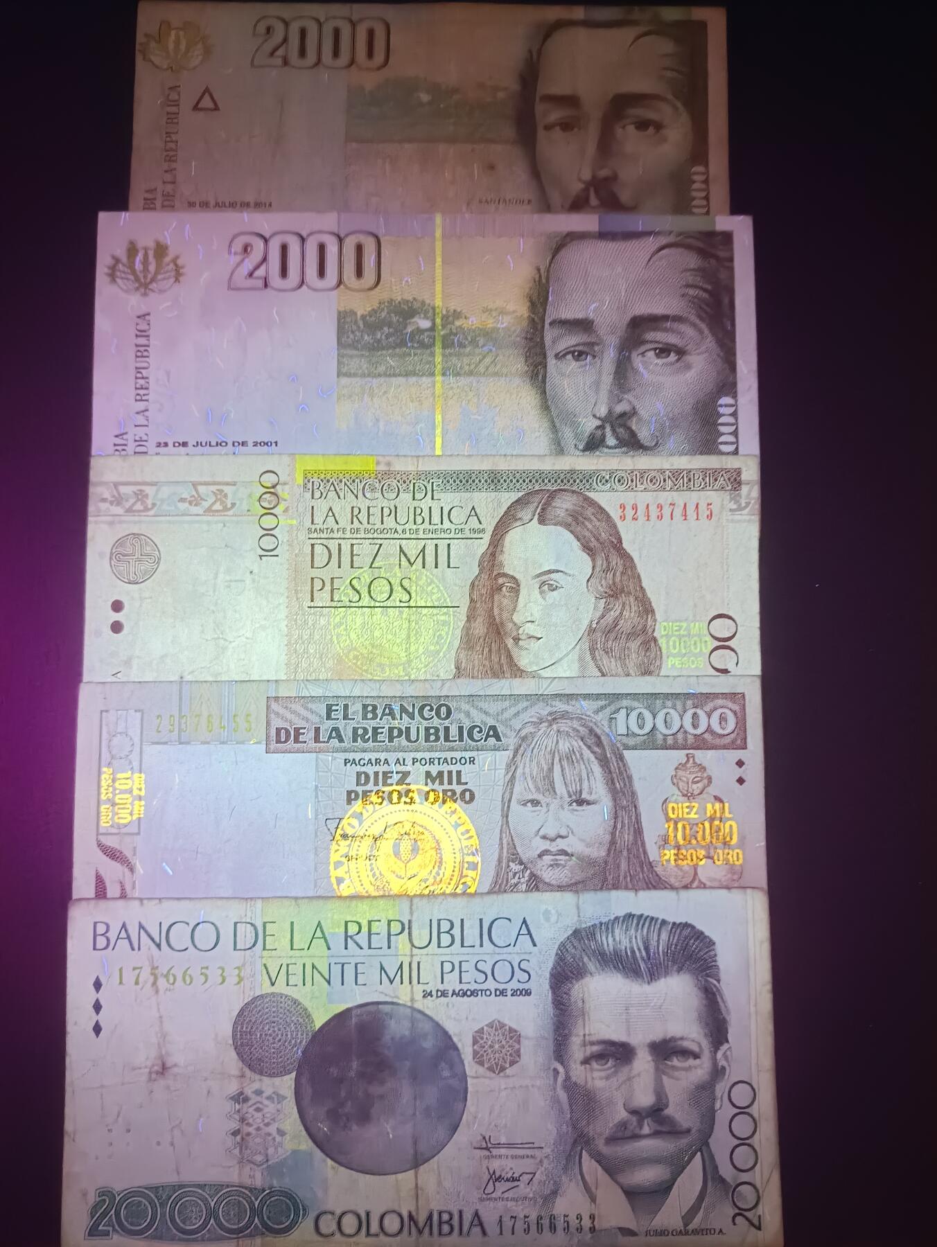 2025十一月第四期，总202期 哥伦比亚纸币批量五张流通品相