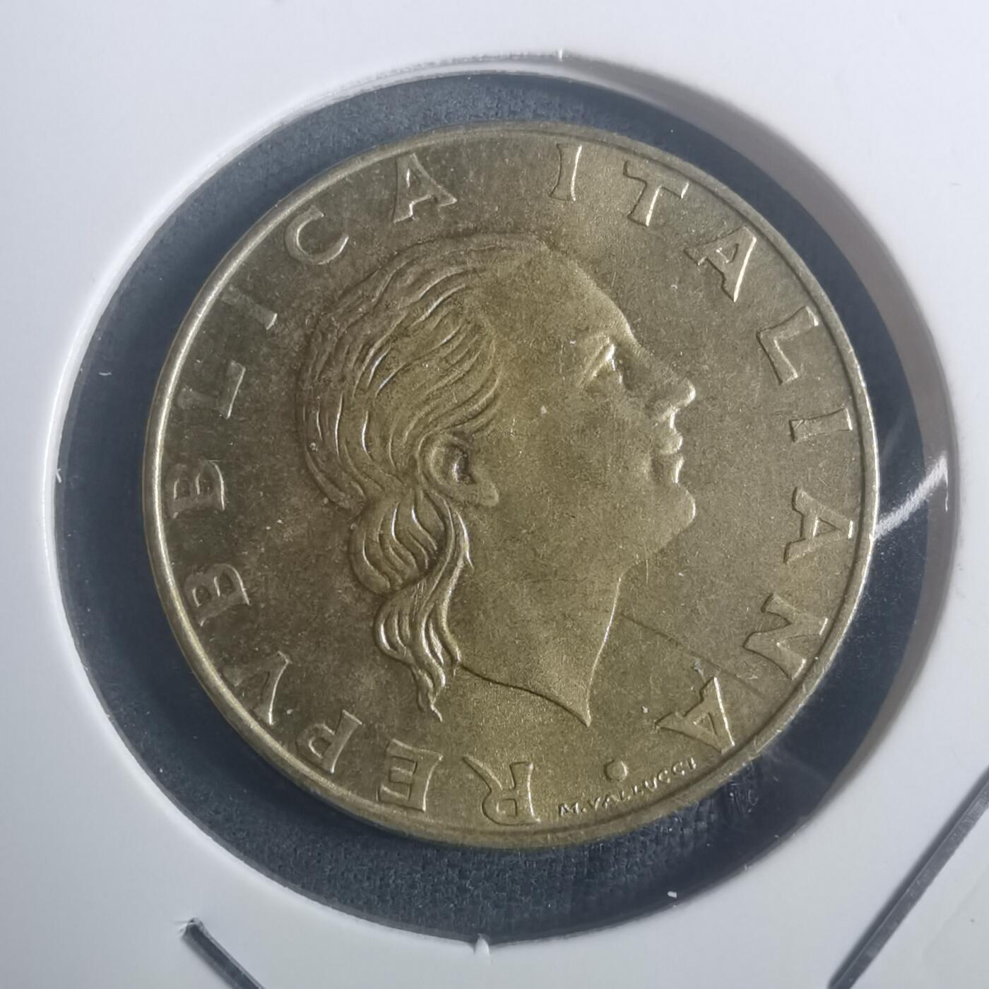 沼泽如烟--第900场 意大利1994年200里拉纪念币