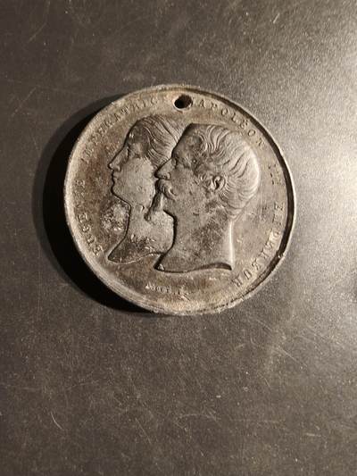 老王徽章第163期 13-15日三场连拍 16日统一发货  13、14日结束后可寄存 - 法国拿破仑三世时期工业宫纪念章    直径50mm.    重量55.9g