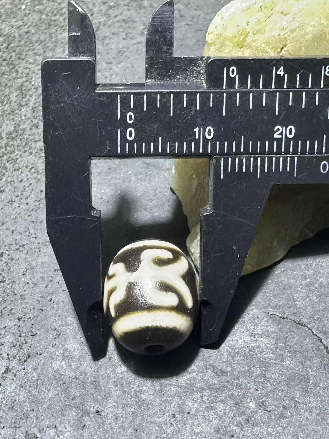 精品藏传贵人天珠一颗