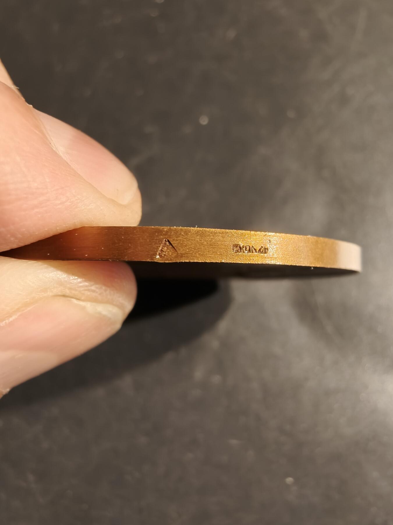 老王徽章第163期 13-15日三场连拍 16日统一发货  13、14日结束后可寄存