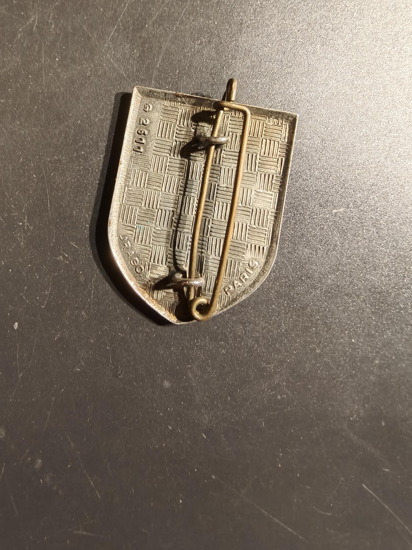 老王徽章第163期 13-15日三场连拍 16日统一发货  13、14日结束后可寄存