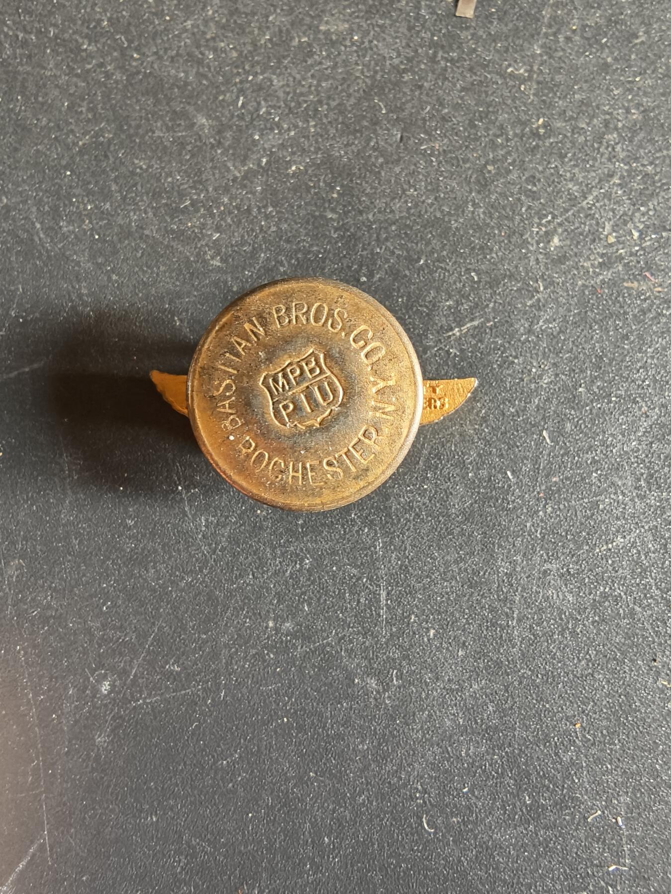 老王徽章第163期 13-15日三场连拍 16日统一发货  13、14日结束后可寄存