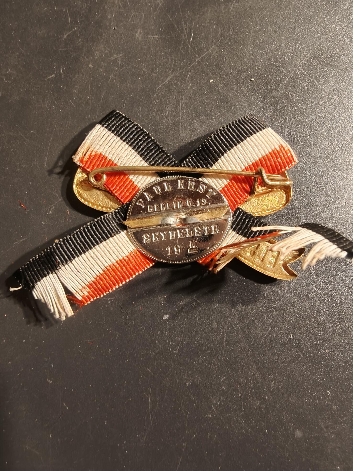 老王徽章第163期 13-15日三场连拍 16日统一发货  13、14日结束后可寄存