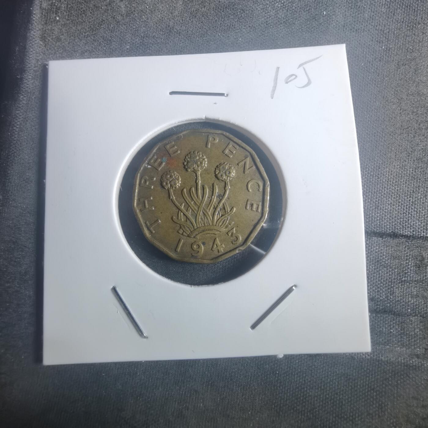 沼泽如烟--第900场 英国1943年3便士