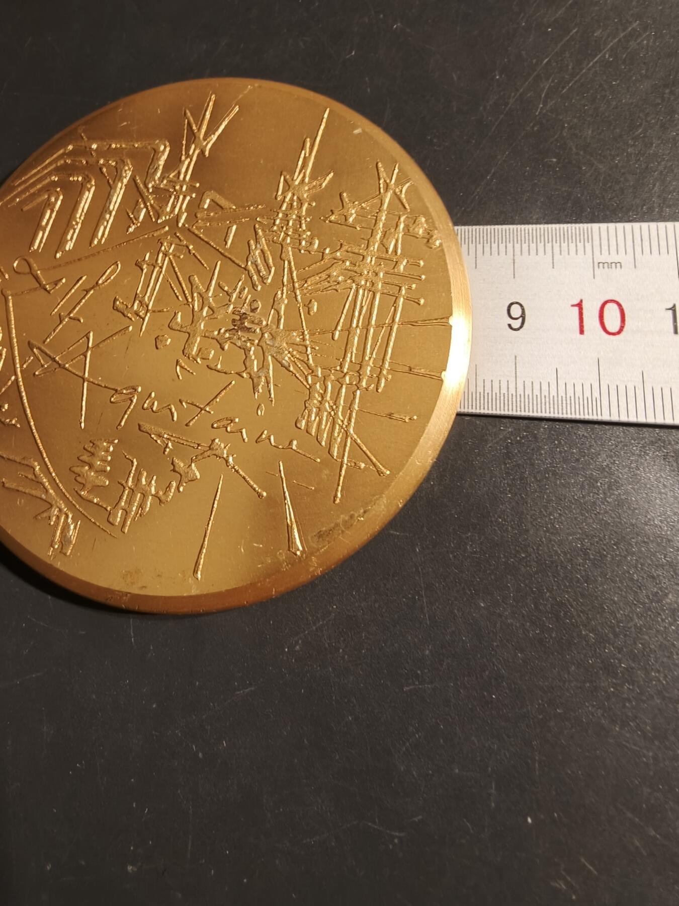 老王徽章第163期 13-15日三场连拍 16日统一发货  13、14日结束后可寄存