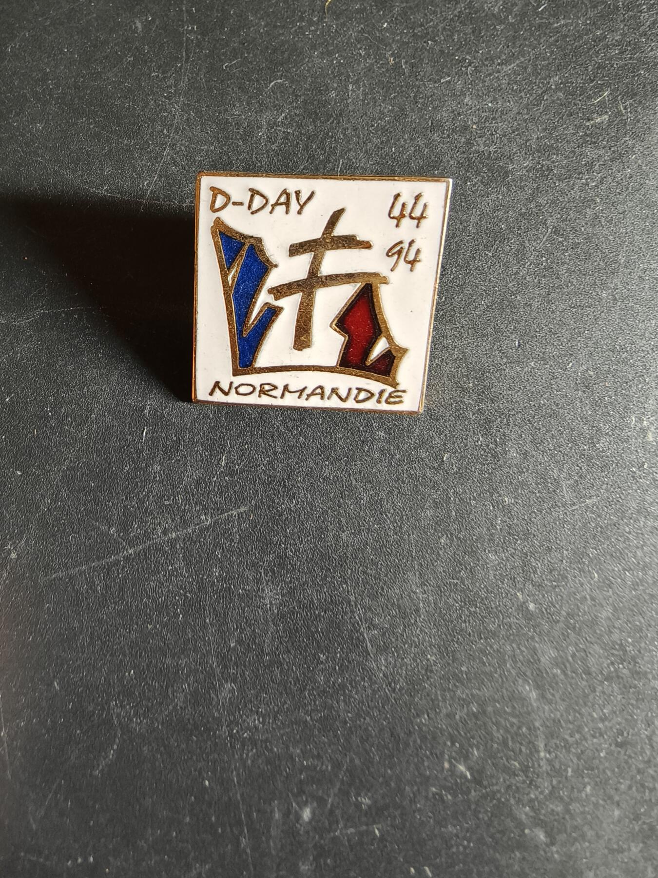 老王徽章第163期 13-15日三场连拍 16日统一发货  13、14日结束后可寄存