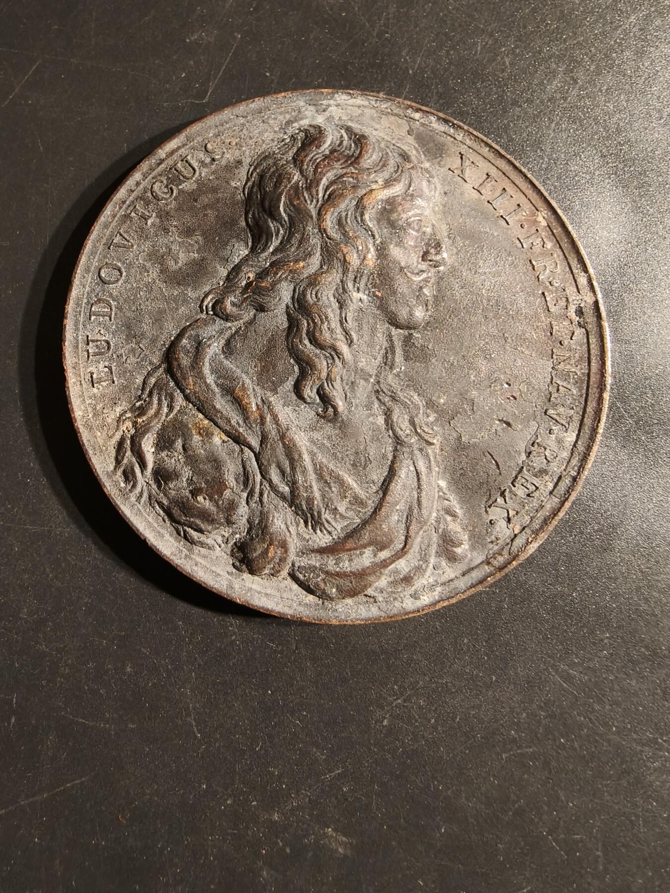 老王徽章第163期 13-15日三场连拍 16日统一发货  13、14日结束后可寄存