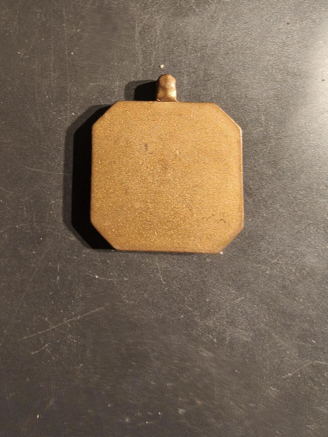 老王徽章第163期 13-15日三场连拍 16日统一发货  13、14日结束后可寄存 美国海军成就奖章     无绶带 