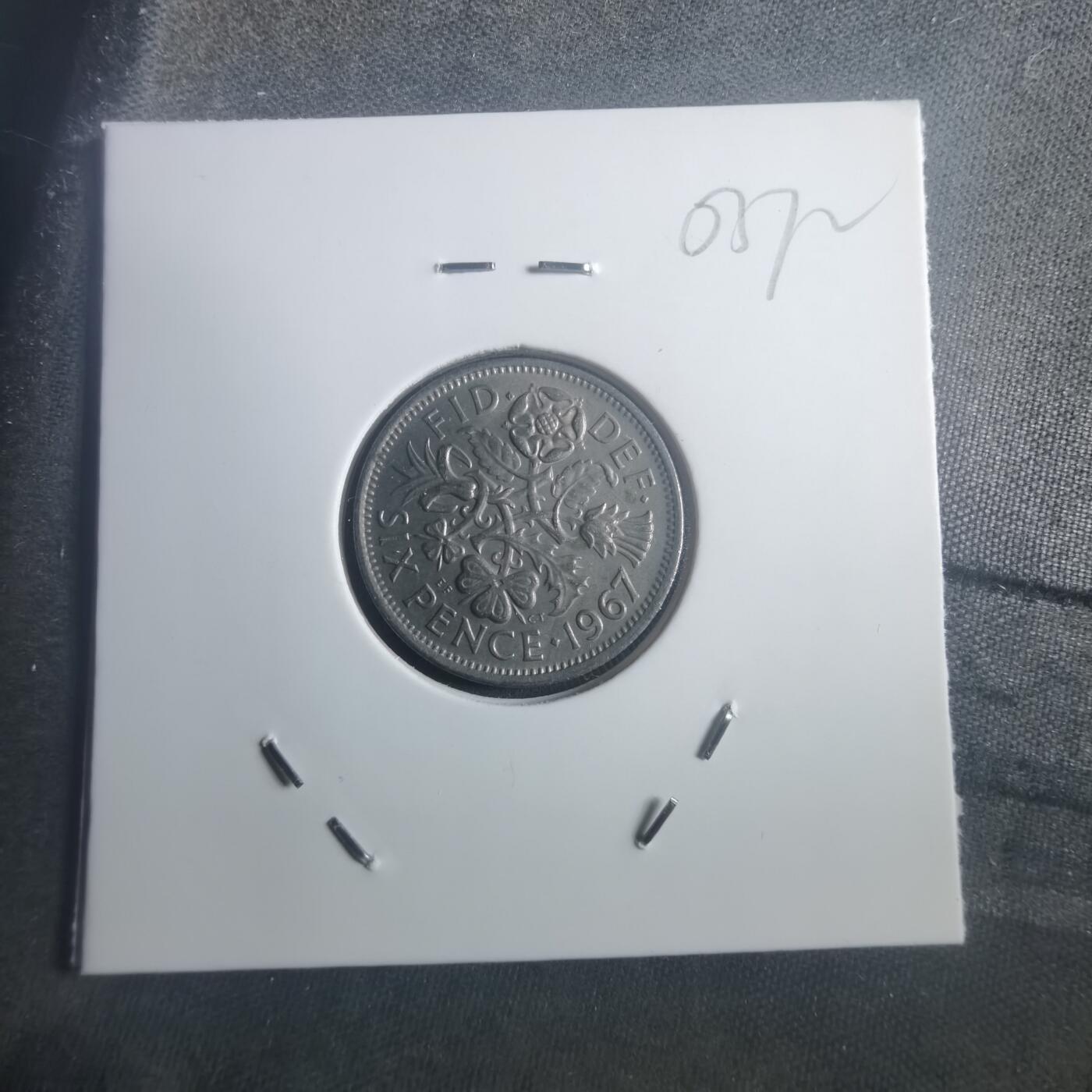 沼泽如烟--第903场 英国1967年6便士