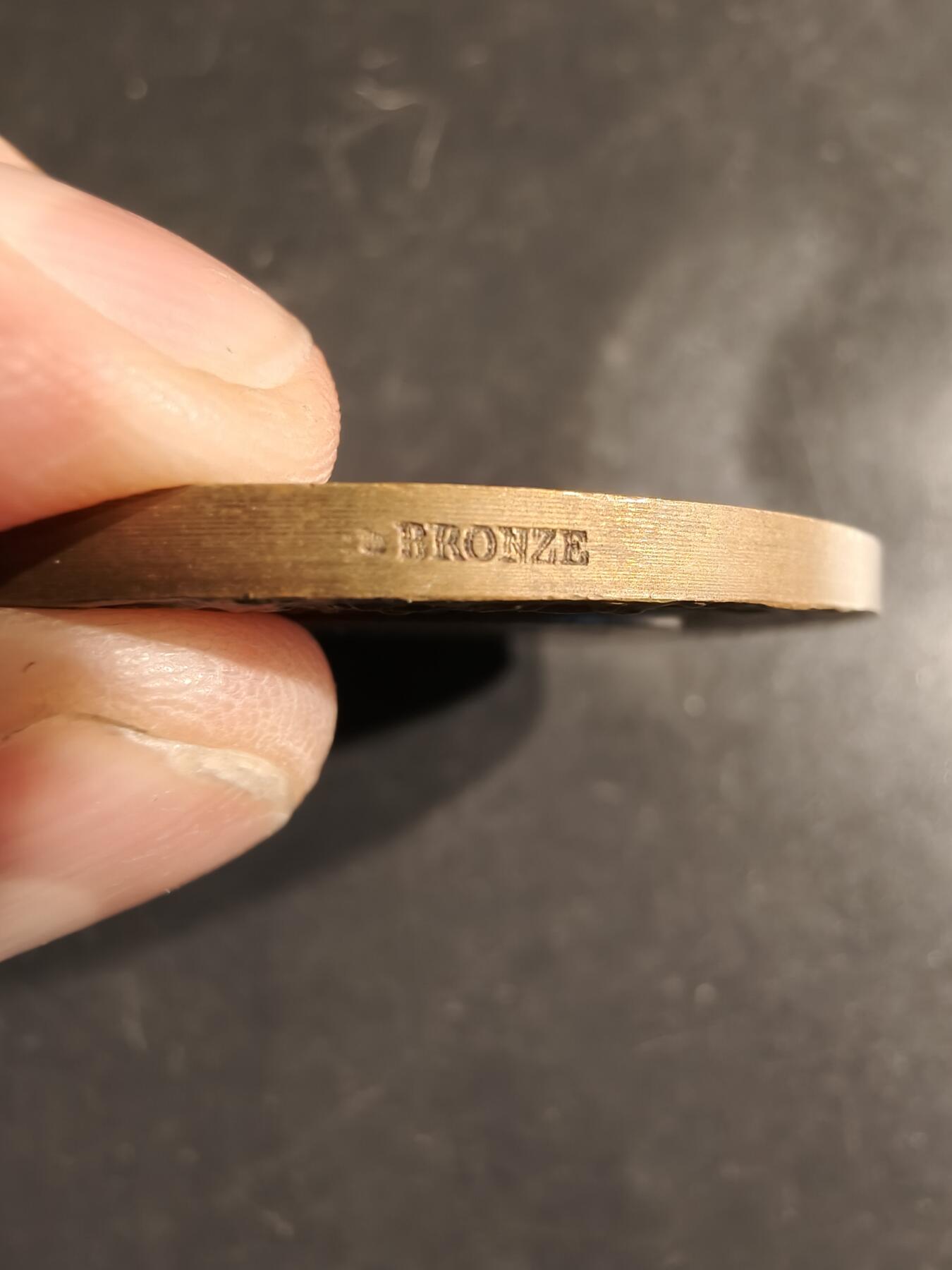 老王徽章第163期 13-15日三场连拍 16日统一发货  13、14日结束后可寄存