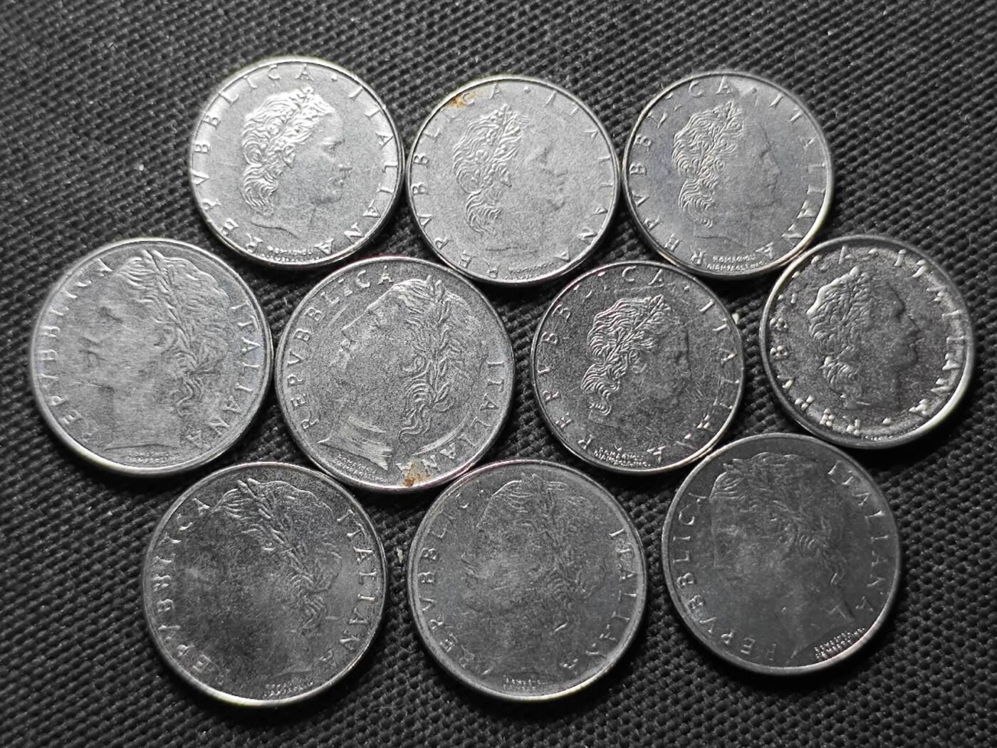 KK钱币收藏小铺  第370场  2月预留时间 周末发货  意大利后期 小50/100里拉4对 8枚