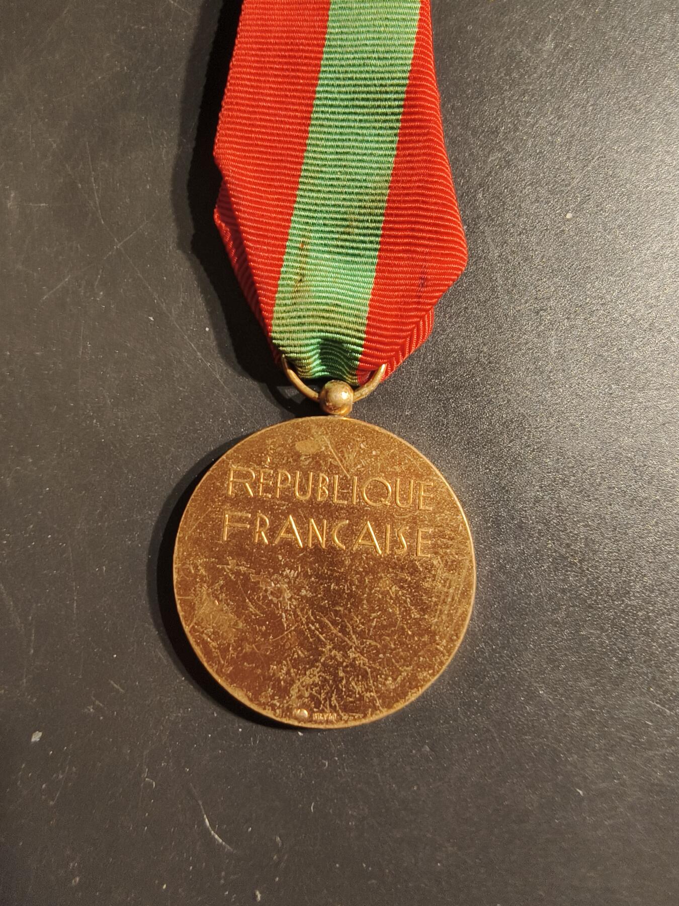 老王徽章第163期 13-15日三场连拍 16日统一发货  13、14日结束后可寄存