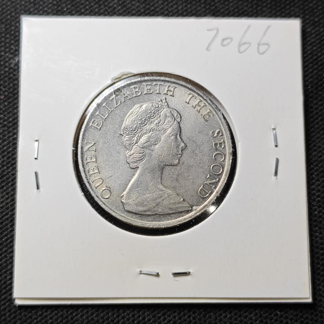 KK钱币收藏小铺  第370场  2月预留时间 周末发货  1980香港5元 好品