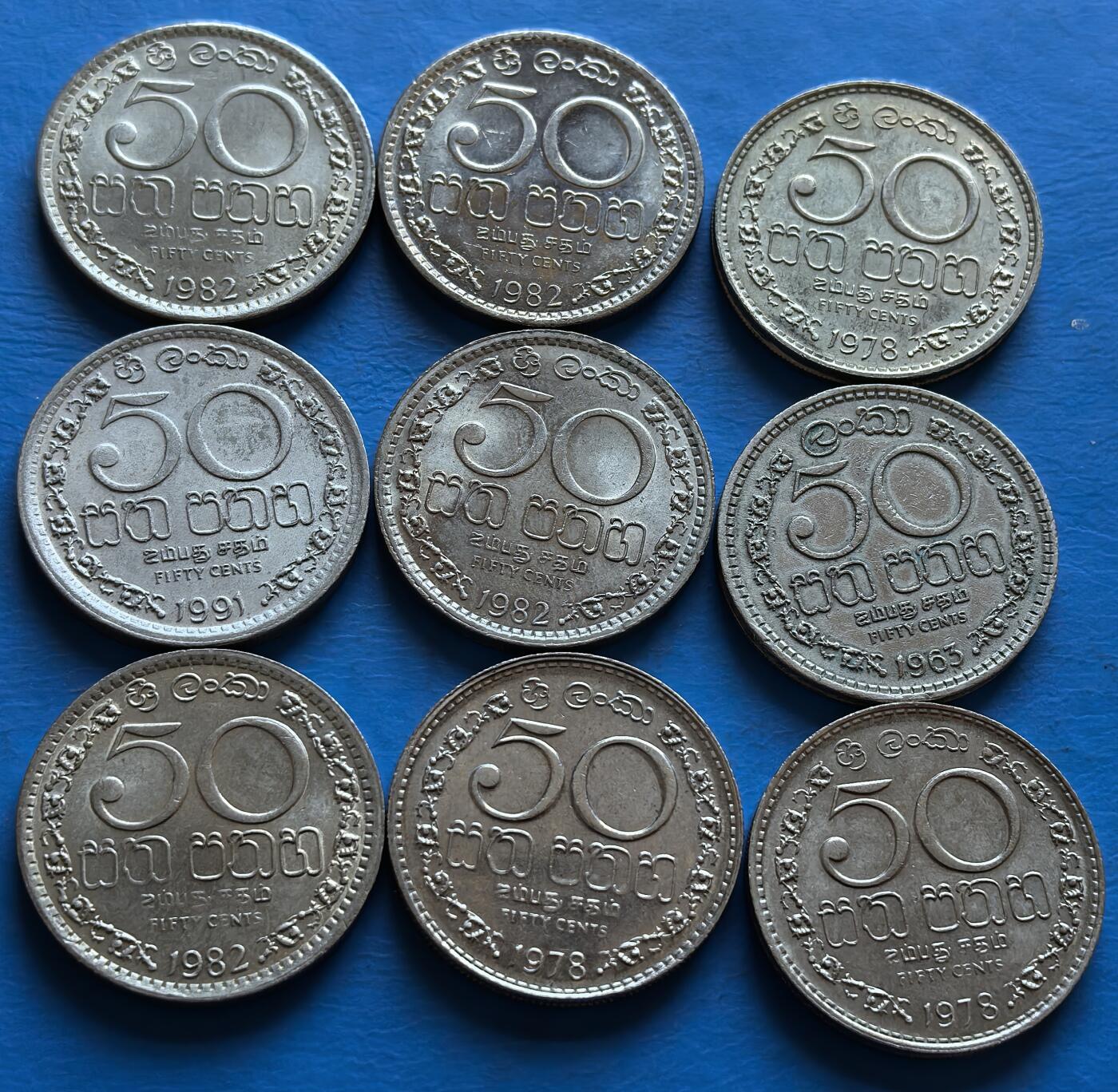 外国优质老铜币银币，周六九点倒数截拍，满百包邮，可寄存半年，喜欢朋友微信扫描二维码可直接参拍