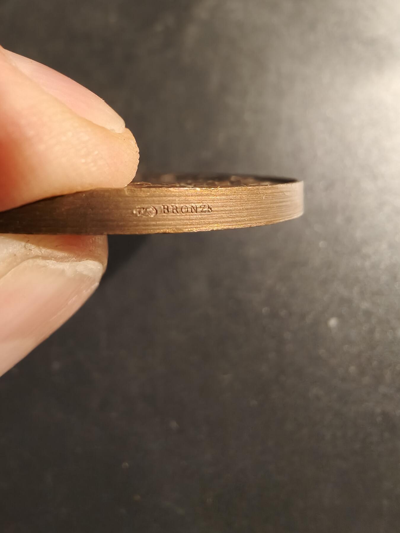 老王徽章第163期 13-15日三场连拍 16日统一发货  13、14日结束后可寄存