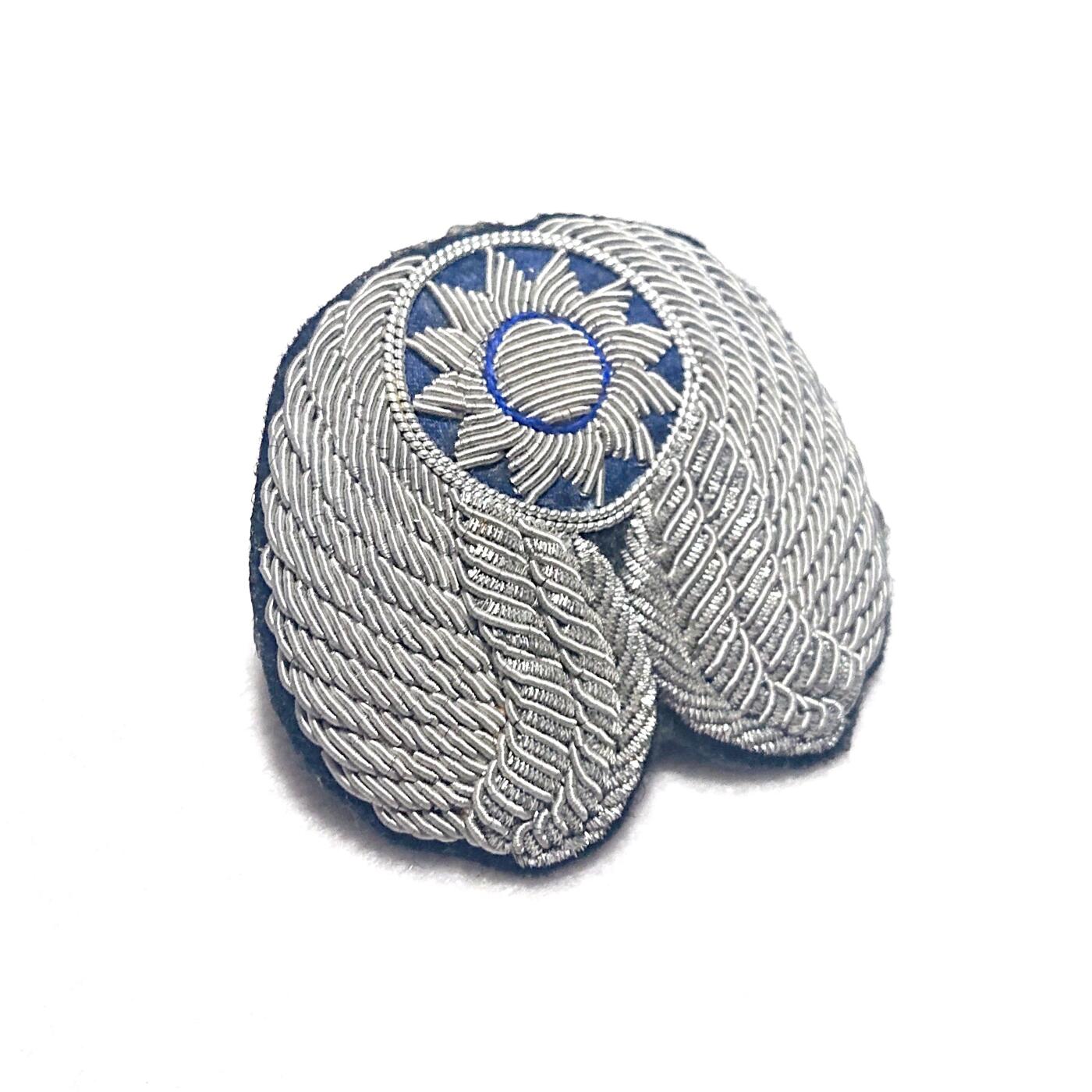 【第壹場】近代勋奖章徽章服饰杂项专场