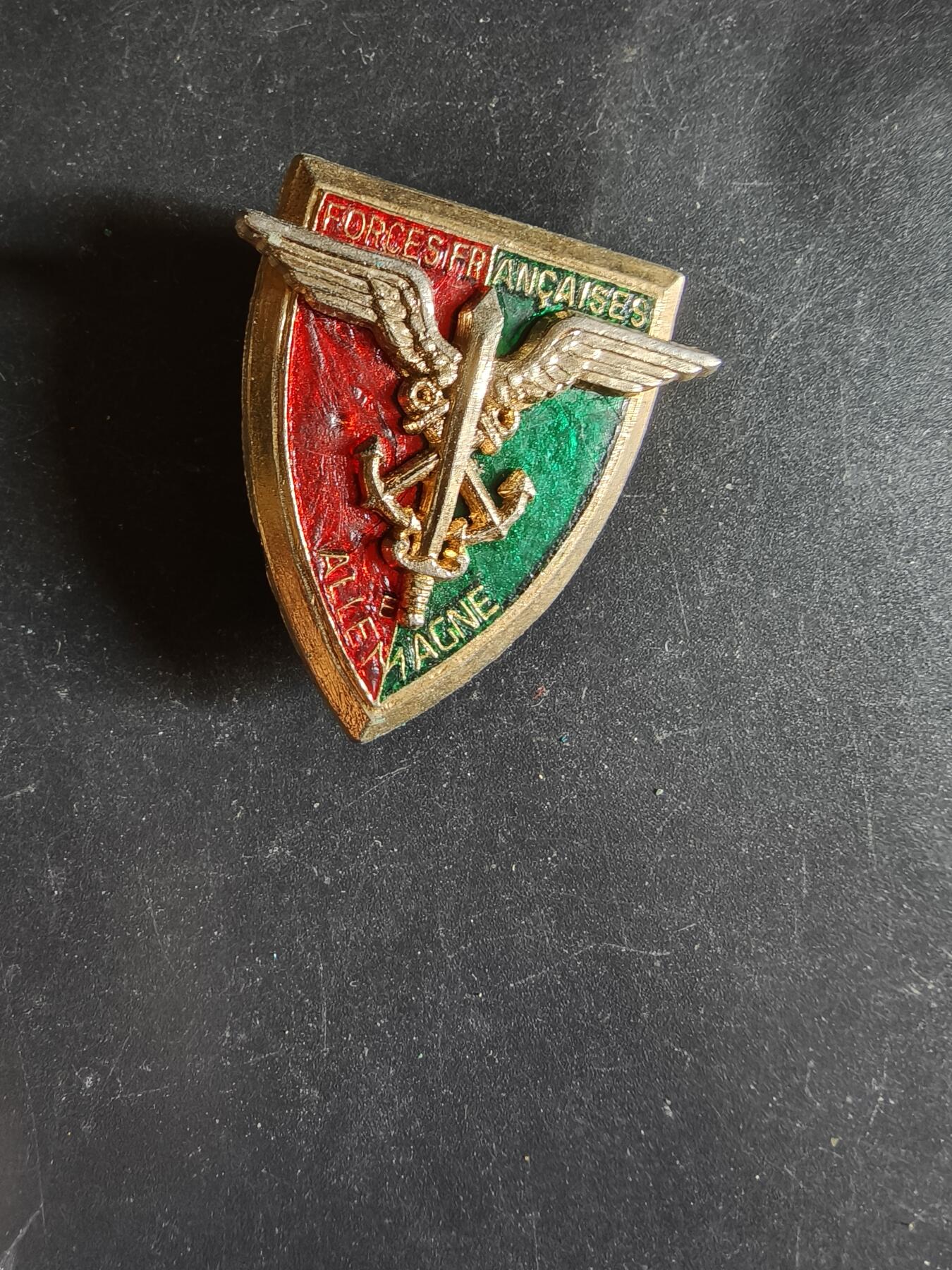 老王徽章第163期 13-15日三场连拍 16日统一发货  13、14日结束后可寄存