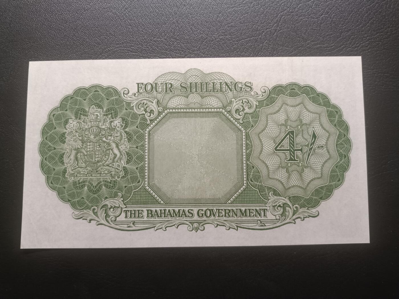 2025十一月第四期，总202期 英属巴哈马1953版4先令流通好品XF，大皇冠女王和总督府徽章