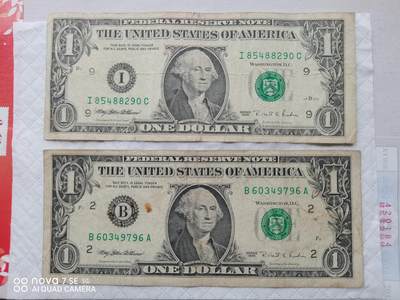 美国钱币 - 1美元纸币两张