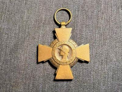 罗岚⭐爱藏⭐精品专拍第七场-分享拍场赚佣（周六有群拍，详细看简介） - 法兰西第三共和国战斗十字奖章 （奖励性勋赏 类似德国的铁十字）