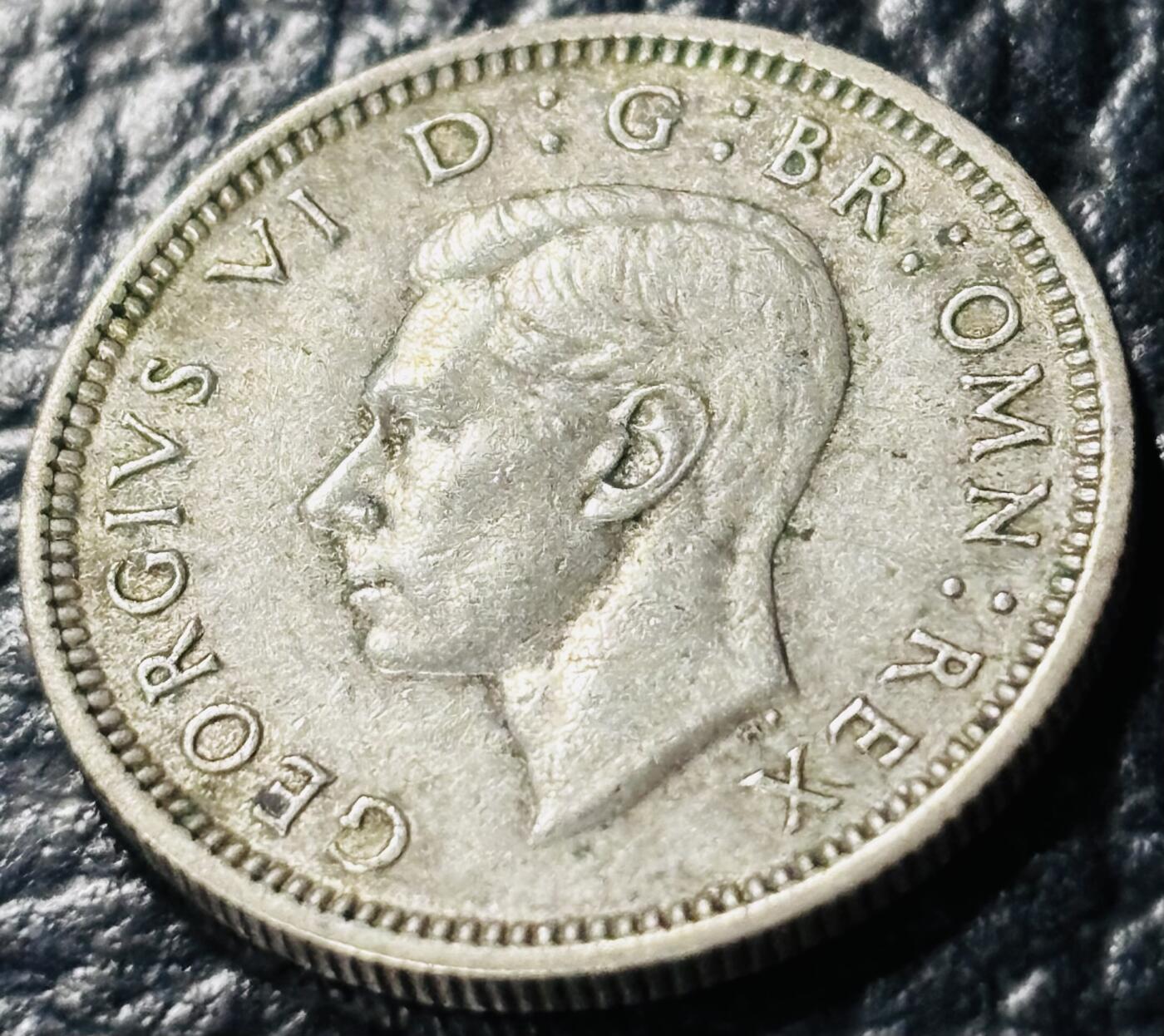 文馨钱币收藏第 281 场，【 长期接收代拍品】银元，银币，套币，纸币专场（本场截拍后休息三天，19 号发货） 极美品 1937 年英国乔治六世 6 便士银币，登基版