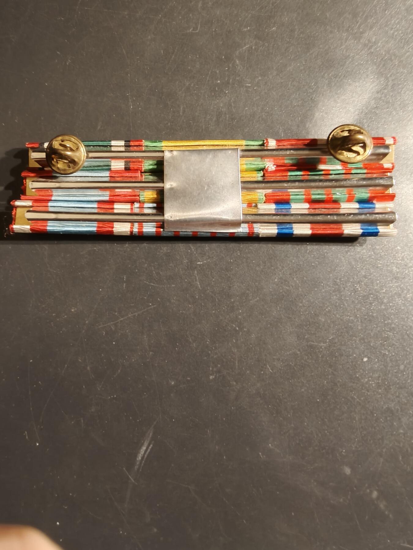 老王徽章第163期 13-15日三场连拍 16日统一发货  13、14日结束后可寄存 法国海湾战争及维和行动勋略一组    9R