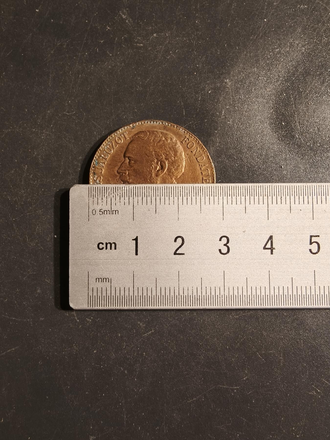 老王徽章第163期 13-15日三场连拍 16日统一发货  13、14日结束后可寄存