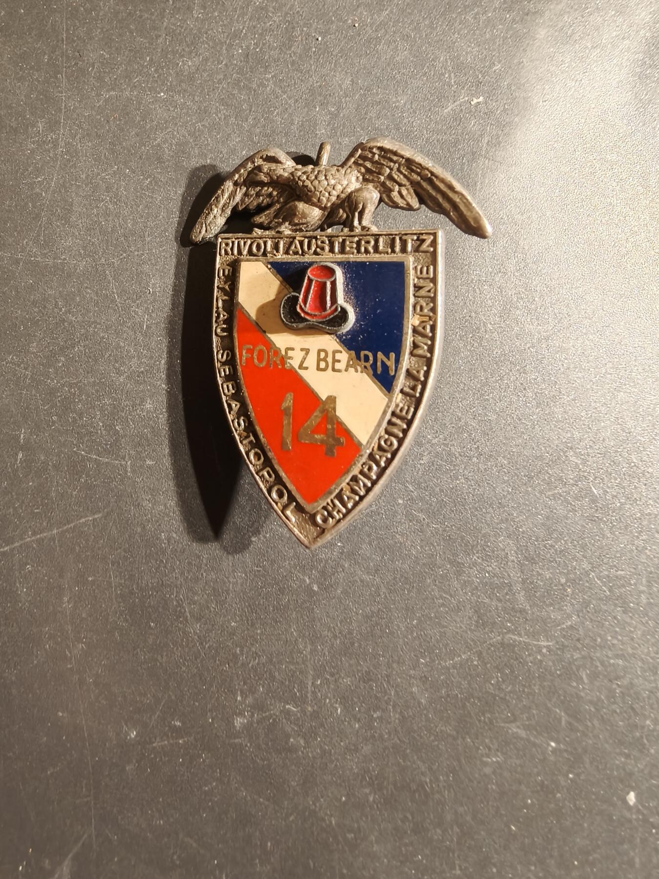 老王徽章第163期 13-15日三场连拍 16日统一发货  13、14日结束后可寄存 法国第14步兵团证章 