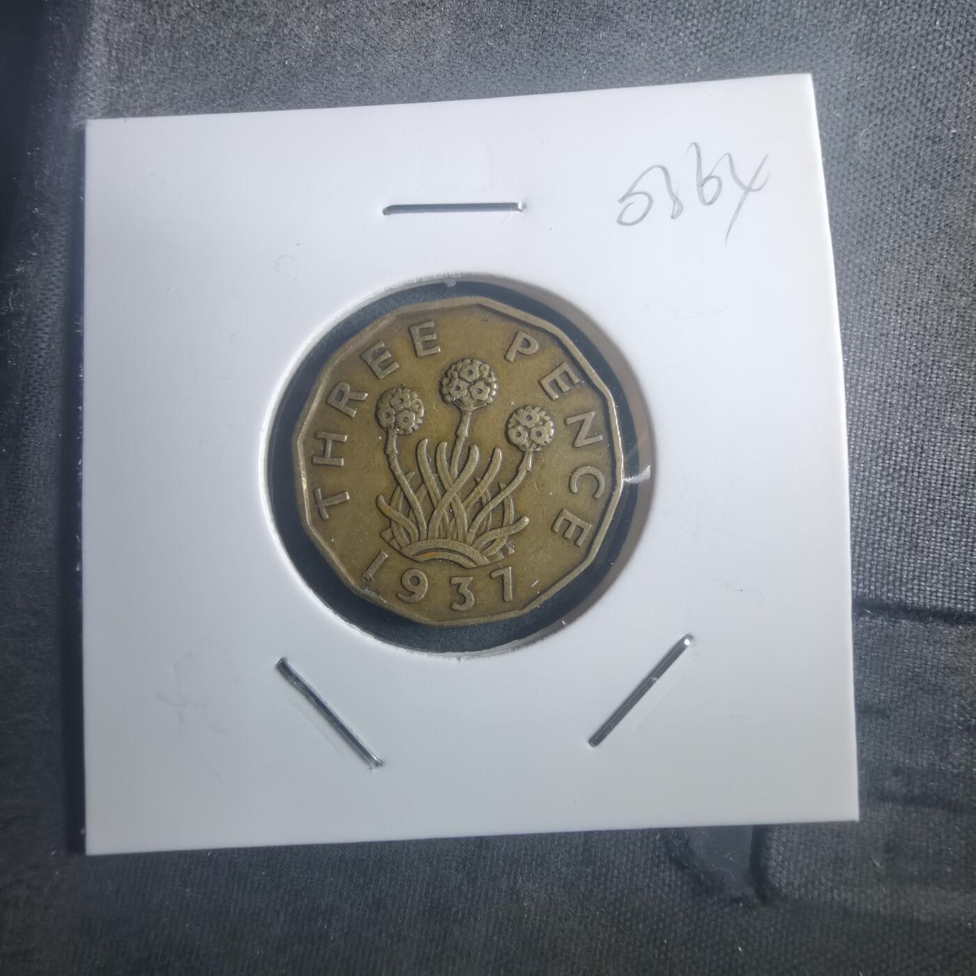 沼泽如烟--第903场 英国1937年3便士