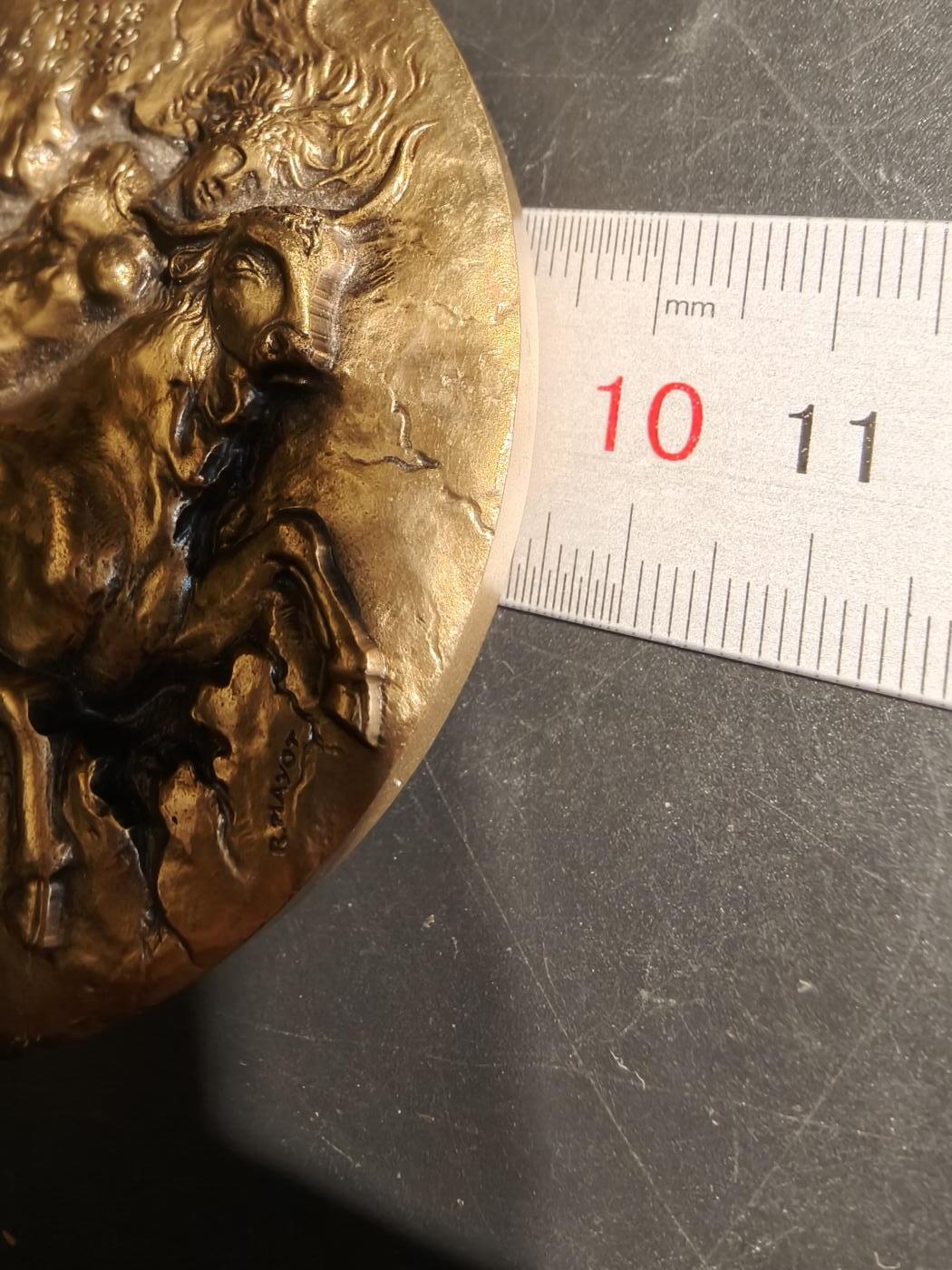 老王徽章第163期 13-15日三场连拍 16日统一发货  13、14日结束后可寄存