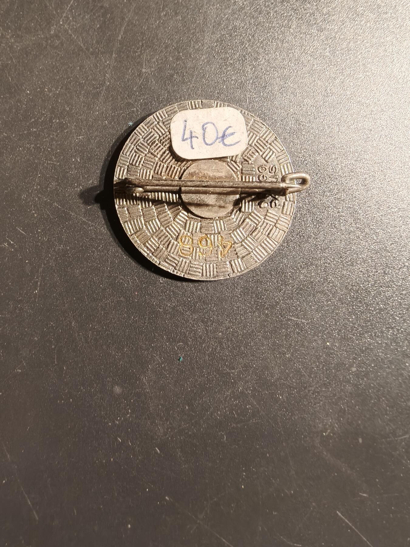 老王徽章第163期 13-15日三场连拍 16日统一发货  13、14日结束后可寄存 法国外籍军团4团4连证章