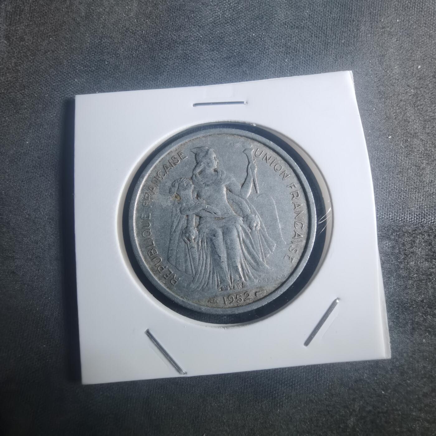 沼泽如烟--第900场 法属大洋洲1952年5法郎